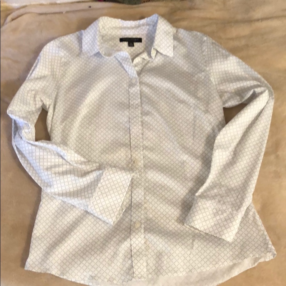 Banana Republic non-iron button down shirt size 10